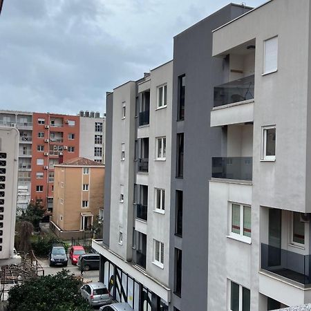 Apartments Holiday Budva Exterior photo