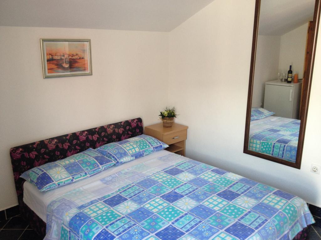 Apartments Holiday Budva Exterior photo